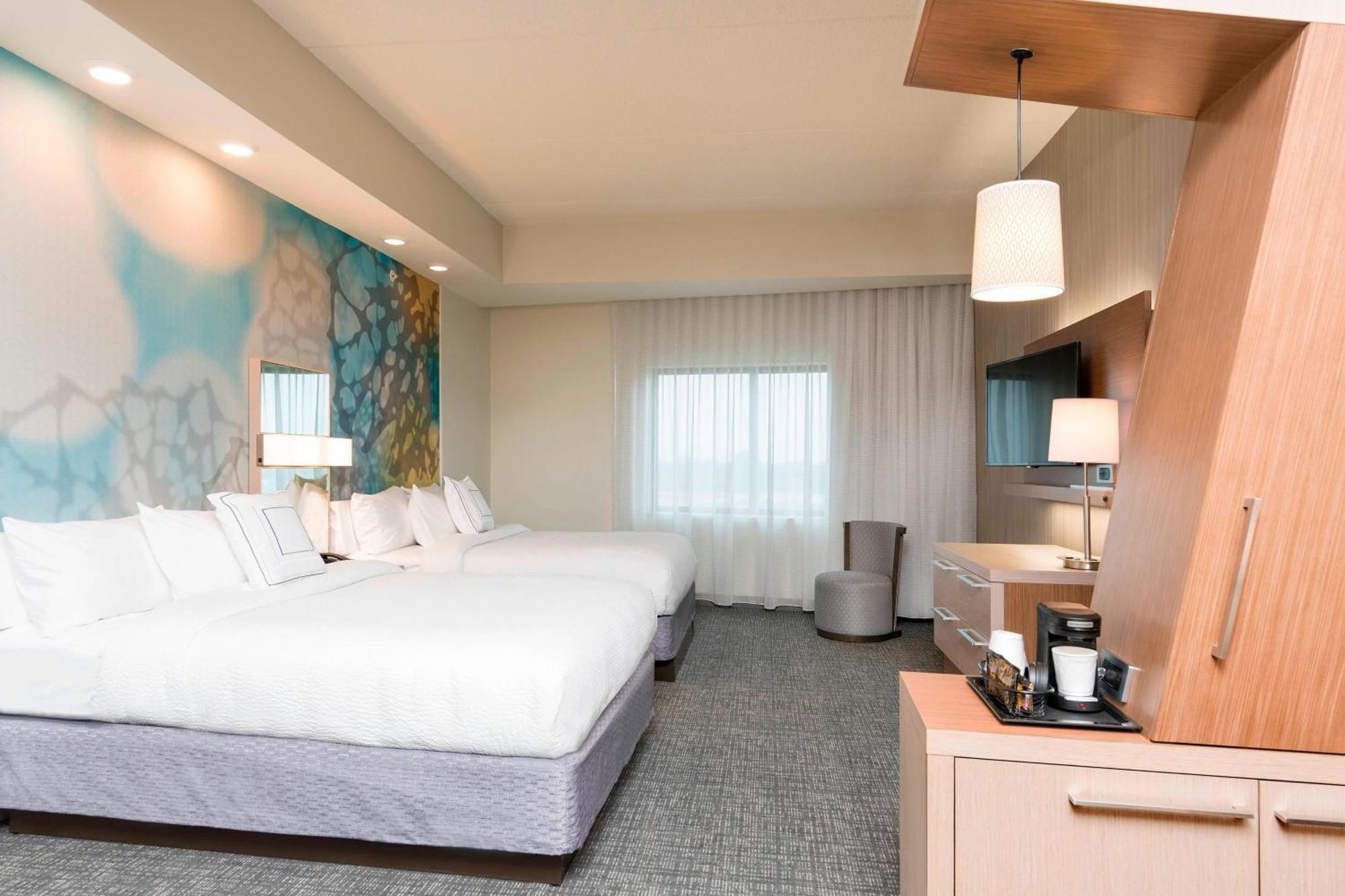 Courtyard By Marriott Mt. Pleasant At Central Michigan University Mount Pleasant Buitenkant foto