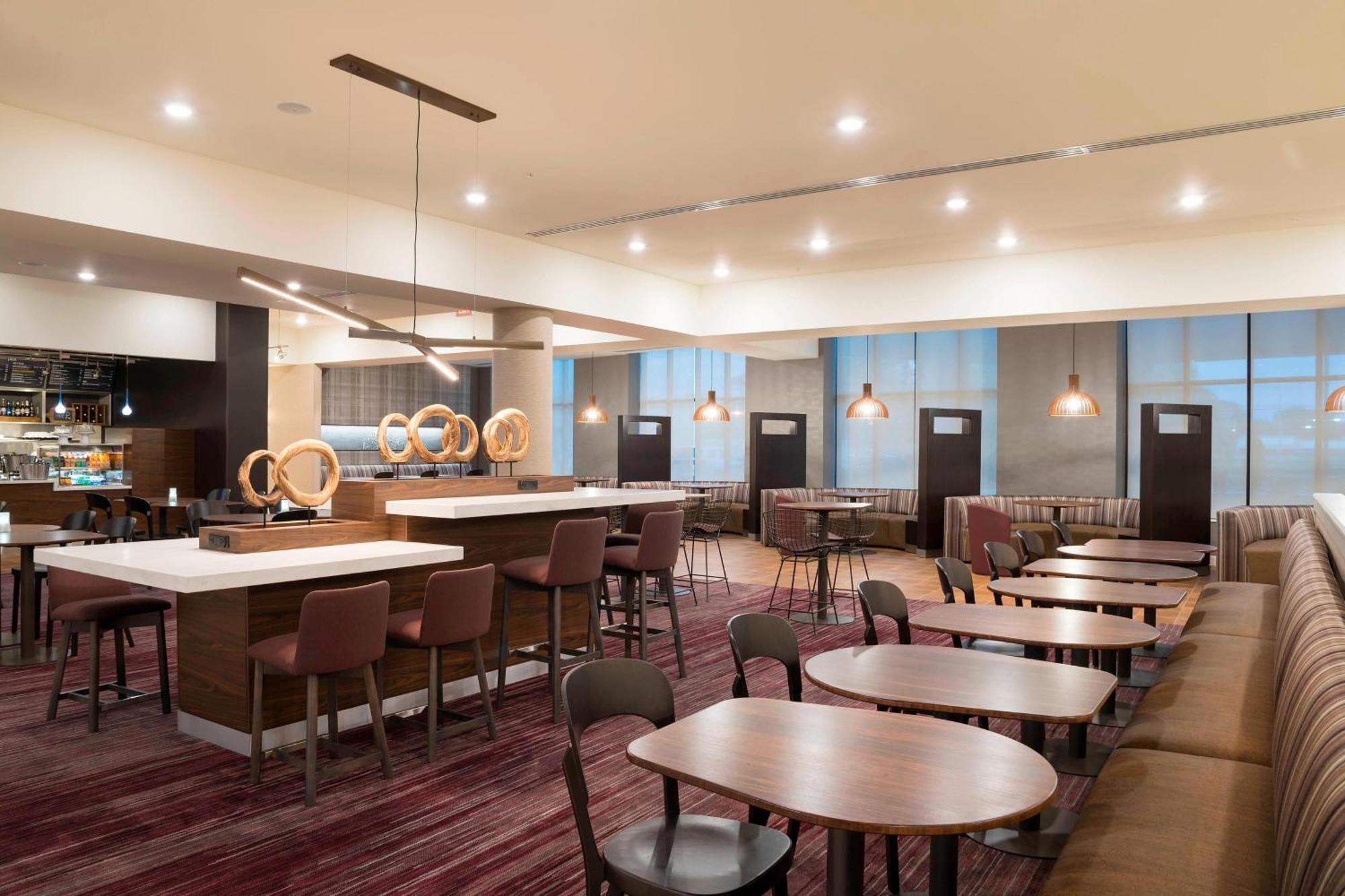 Courtyard By Marriott Mt. Pleasant At Central Michigan University Mount Pleasant Buitenkant foto