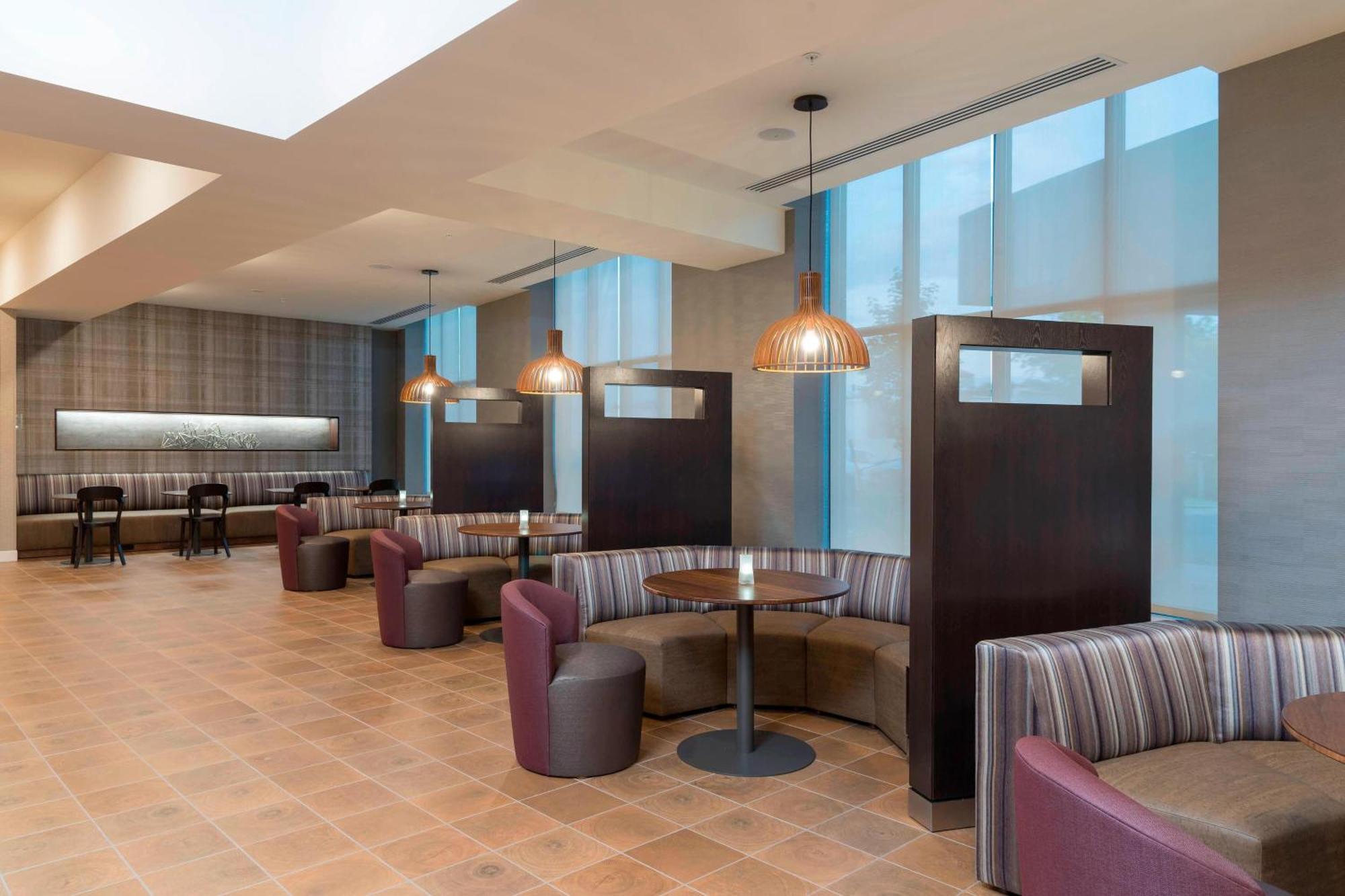 Courtyard By Marriott Mt. Pleasant At Central Michigan University Mount Pleasant Buitenkant foto