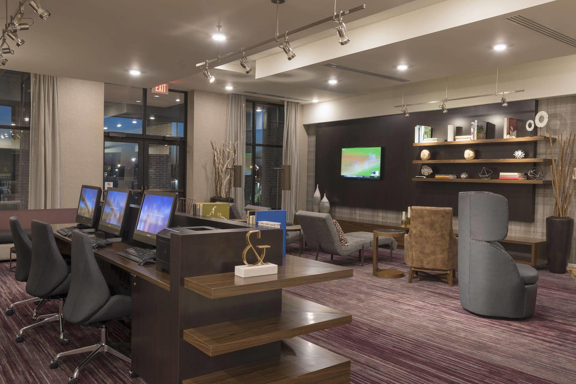 Courtyard By Marriott Mt. Pleasant At Central Michigan University Mount Pleasant Buitenkant foto
